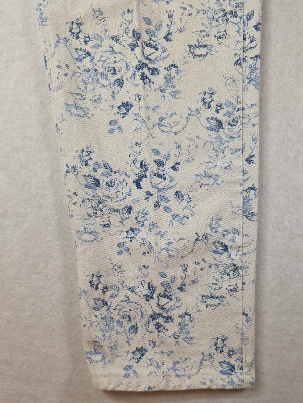 Lizwear Vintage Cream Blue Floral Toile Print Straight Leg Jeans 100% Cotton - Picture 3 of 11